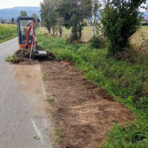 Begradigung des Straßenbanketts nördlich von Hütschenhausen