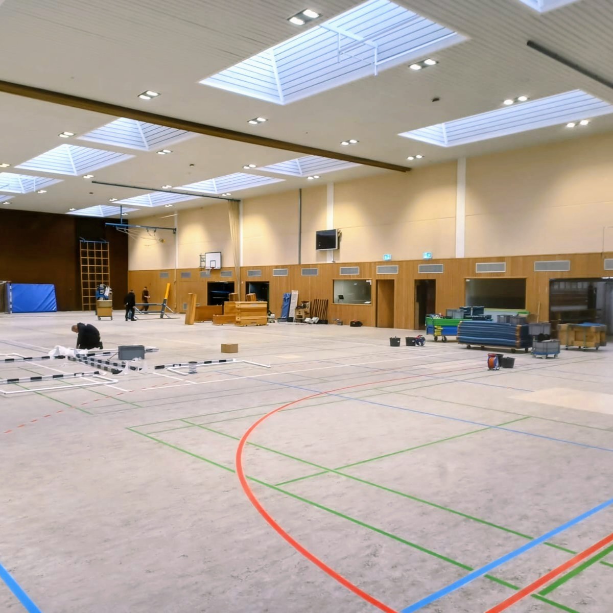 Sporthalle Schritt für Schritt fit halten